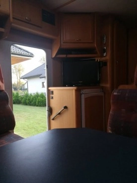                         Kamper Concorde 620XT pełne wyposażenie 2x klima, zimowy - zdjęcie 7
                        