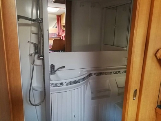                         Kamper Concorde 620XT pełne wyposażenie 2x klima, zimowy - zdjęcie 9
                        