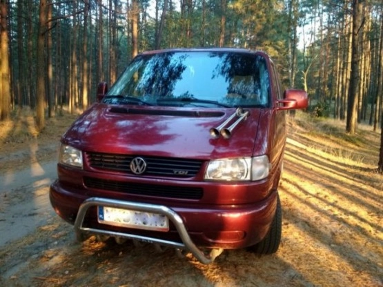                         Volkswagen Multivan T4, 2.5 TDi, 98 r., stolik, łóżko - zdjęcie 1
                        