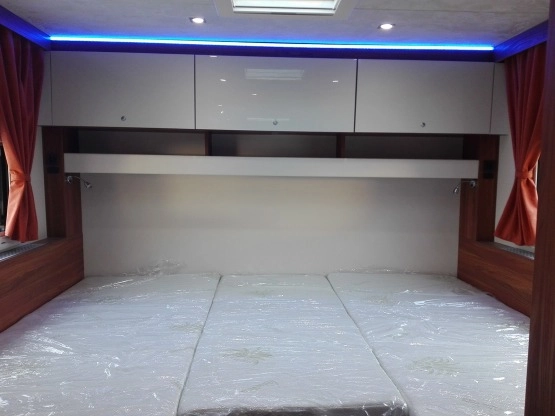                         Mercedes Benz 1018A ATEGO II 4x4 - zdjęcie 11
                        