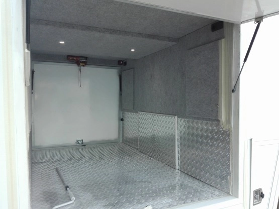                         Mercedes Benz 1018A ATEGO II 4x4 - zdjęcie 15
                        