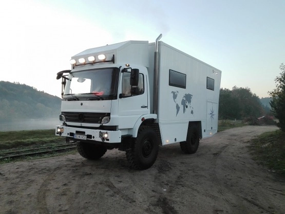                         Mercedes Benz 1018A ATEGO II 4x4 - zdjęcie 3
                        