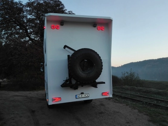                         Mercedes Benz 1018A ATEGO II 4x4 - zdjęcie 6
                        