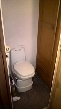                         Przyczepa Avondale Dart 2003 rok sprzedam/zamienię - zdjęcie 2
                        