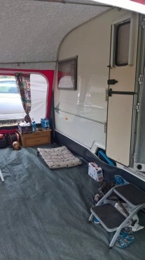                         Przyczepa Avondale Dart 2003 rok sprzedam/zamienię - zdjęcie 3
                        