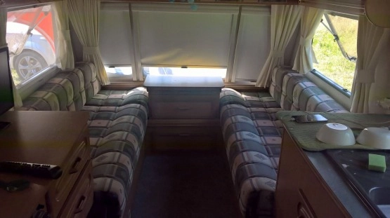                         Przyczepa Avondale Dart 2003 rok sprzedam/zamienię - zdjęcie 7
                        