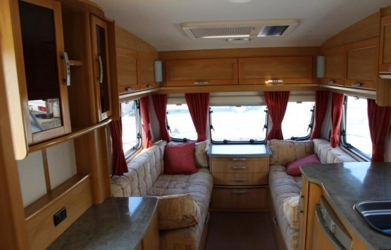                         Przyczepa kempingowa Lunar rok 2009 - zdjęcie 15
                        