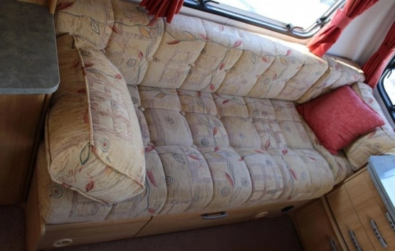                         Przyczepa kempingowa Lunar rok 2009 - zdjęcie 17
                        