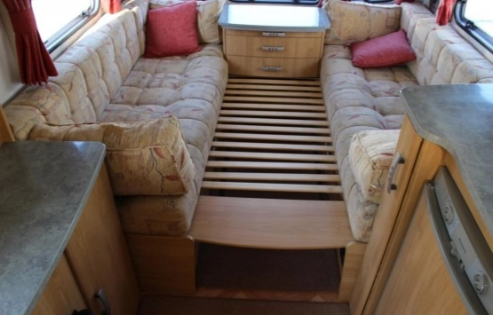                         Przyczepa kempingowa Lunar rok 2009 - zdjęcie 20
                        