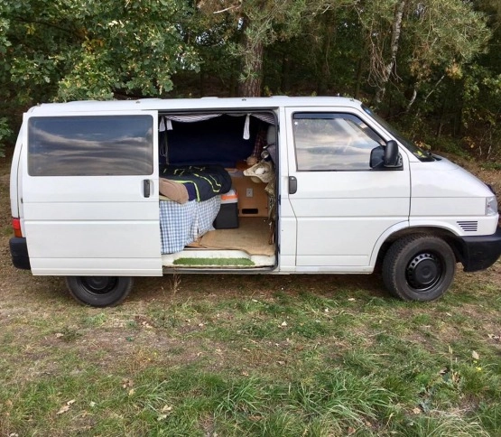                        VW Transporter T4- kamper - zdjęcie 1
                        