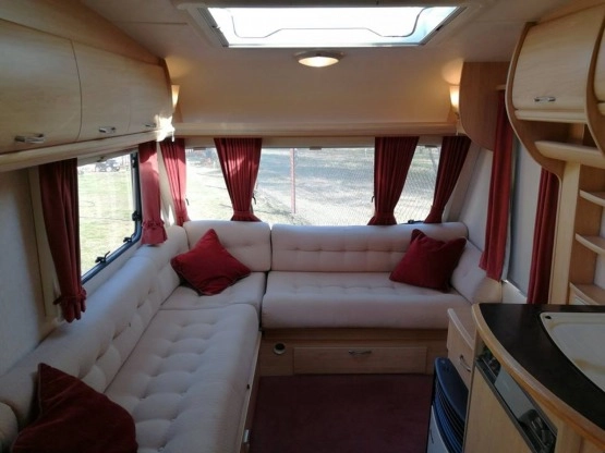                         Przyczepa kempingowa Abbey 2/3 osobowa z przedsionkiem, rok 2001 - zdjęcie 5
                        