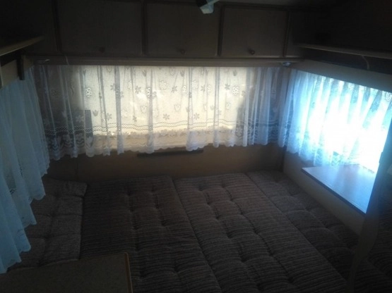                         Przyczepa kempingowa Knaus, rok 1987 - zdjęcie 10
                        