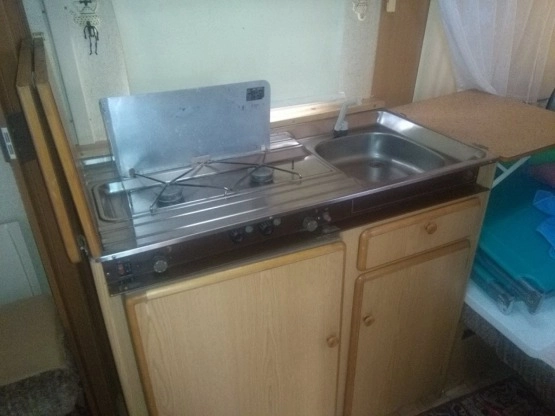                         Przyczepa kempingowa Knaus, rok 1987 - zdjęcie 3
                        