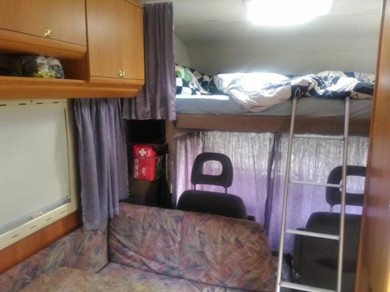                         Knaus Traveller 1991 - zdjęcie 3
                        