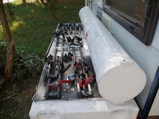                         Kamper Fiat Ducato/Talento specjalny kempingowy 1995, 1,9 D 70 KM - zdjęcie 21
                        