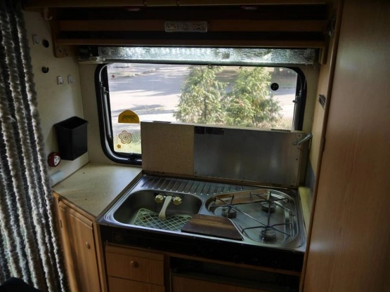                         Kamper Fiat Ducato/Talento specjalny kempingowy 1995, 1,9 D 70 KM - zdjęcie 33
                        