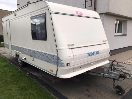                         ADRIA UNICA B 502 LH + przedsionek, WC, zbiornik z wodą, Truma, Trumatic, Leszno - zdjęcie 6
                        