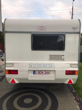                         ADRIA UNICA B 502 LH + przedsionek, WC, zbiornik z wodą, Truma, Trumatic, Leszno - zdjęcie 8
                        