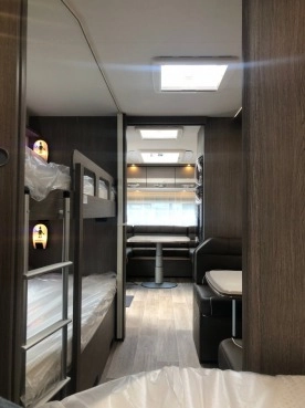                         PRZYCZEPA kempingowa Dethleffs Exclusiv 730 FKR 7o - zdjęcie 6
                        