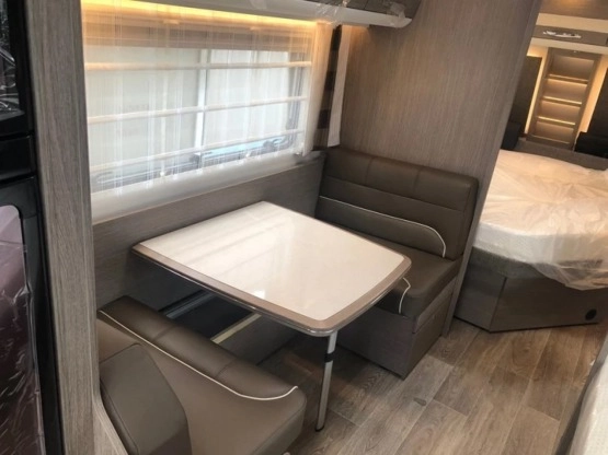                         PRZYCZEPA kempingowa Dethleffs Exclusiv 730 FKR 7o - zdjęcie 7
                        