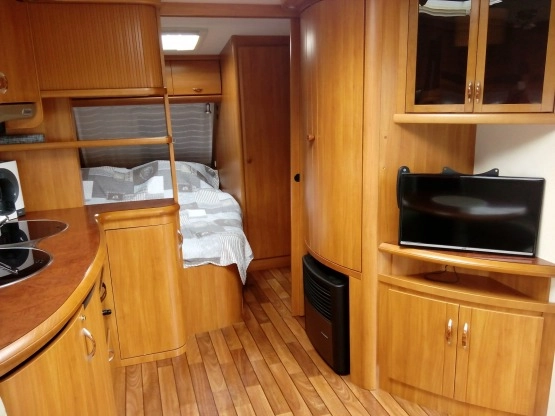                         Hobby Excelsior 2006 r. - zdjęcie 11
                        