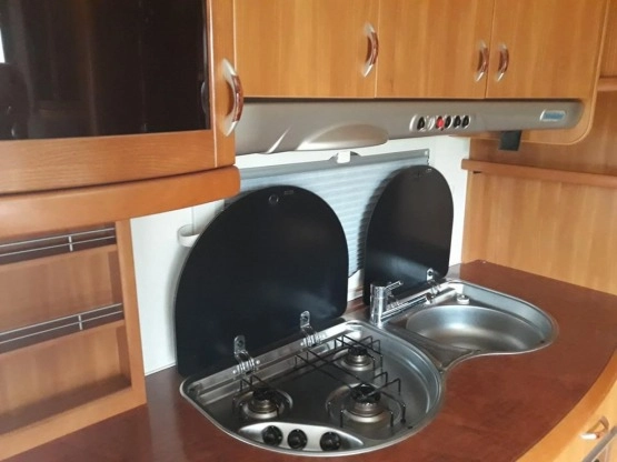                         Hobby Excelsior 2006 r. - zdjęcie 4
                        