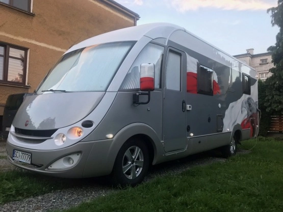                         KAMPER BURSTNER AVIANO 725I - zdjęcie 8
                        