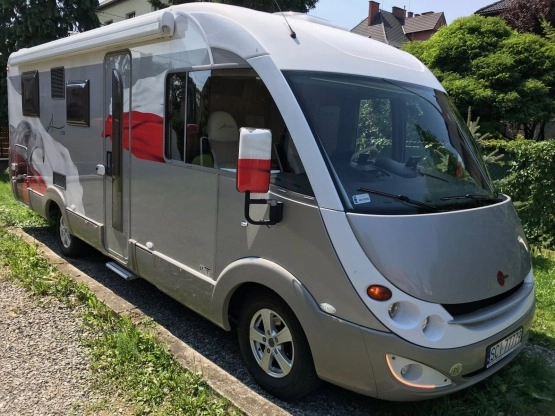                         KAMPER BURSTNER AVIANO 725I - zdjęcie 13
                        