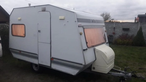                         Przyczepa kempingowa CHATEAU , 4 osobowa, z przedsionkiem, zadbana, sucha. - zdjęcie 1
                        