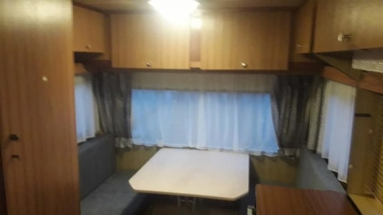                         Przyczepa kempingowa CHATEAU , 4 osobowa, z przedsionkiem, zadbana, sucha. - zdjęcie 6
                        