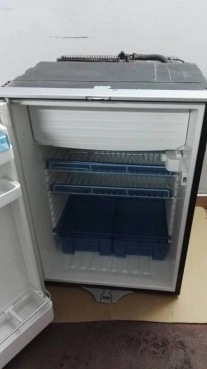                         Lodówka Waeco CoolMatic 110L - zdjęcie 1
                        