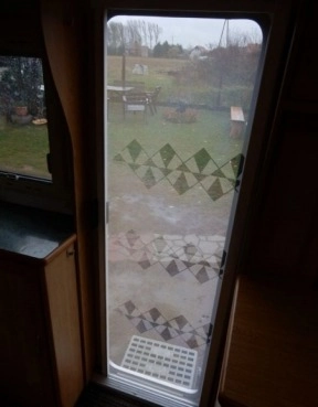                         Elddis Odyssey 2002 rok, nowy model, duży przedsionek z dostawkami, zarejestrowana w PL, czysta, zadbana - zdjęcie 14
                        