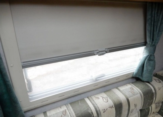                         Elddis Odyssey 2002 rok, nowy model, duży przedsionek z dostawkami, zarejestrowana w PL, czysta, zadbana - zdjęcie 19
                        