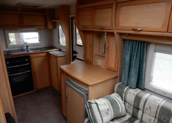                         Elddis Odyssey 2002 rok, nowy model, duży przedsionek z dostawkami, zarejestrowana w PL, czysta, zadbana - zdjęcie 34
                        