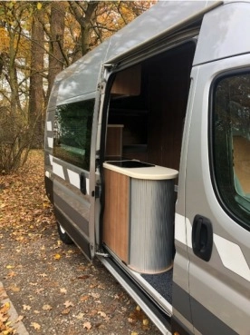                         Kamper Camper Peugeot 3.0 160 KM L4H3 grudzień 2008 - zdjęcie 7
                        