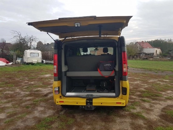                         Trafic Westfalia generation - łóżko, webasto, klima - zdjęcie 5
                        