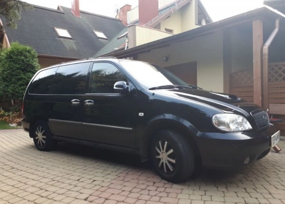                         Kia Carnival z 2006 roku z wykonaną zabudową - zdjęcie 12
                        