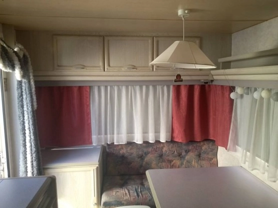                         Przyczepa kempingowa Caravelair - zdjęcie 8
                        