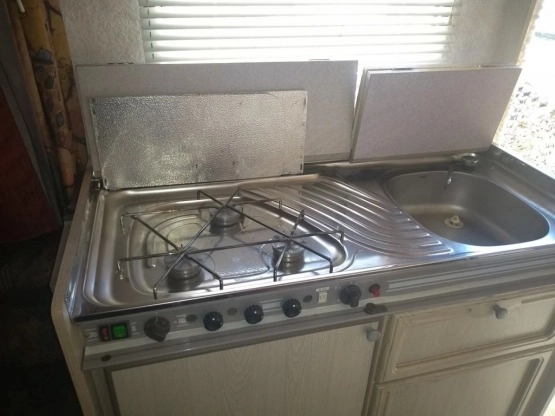                         Przyczepa kempingowa Caravelair - zdjęcie 9
                        