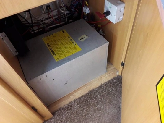                         Przyczepa kempingowa Kabe Brilliant XL - zdjęcie 12
                        