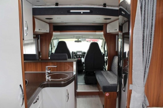                         HOBBY OPTIMA DE LUXE T 75 HF - zdjęcie 12
                        