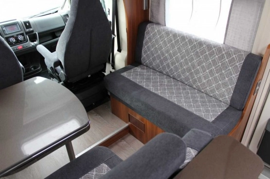                         HOBBY OPTIMA DE LUXE T 75 HF - zdjęcie 22
                        