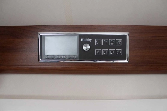                         HOBBY OPTIMA DE LUXE T 75 HF - zdjęcie 9
                        