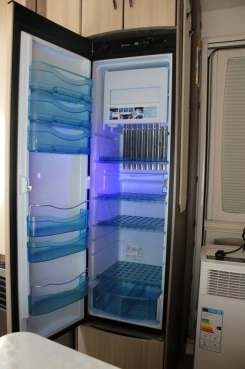                         Wynajmę przyczepę kempingową Hobby Deluxe 400 SFE 2016 rok - zdjęcie 10
                        