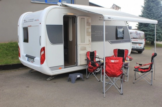                         Wynajmę przyczepę kempingową Hobby Deluxe 400 SFE 2016 rok - zdjęcie 3
                        