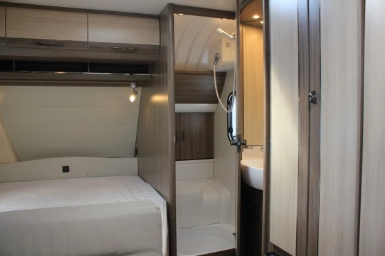                         Wynajmę przyczepę kempingową Hobby Deluxe 400 SFE 2016 rok - zdjęcie 5
                        