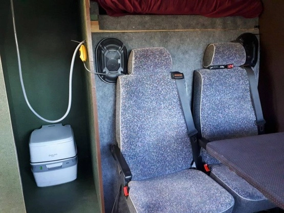                         Fiat Ducato 2004 Specjalny Kempingowy, przystosowany do przewozu motocykli - zdjęcie 15
                        