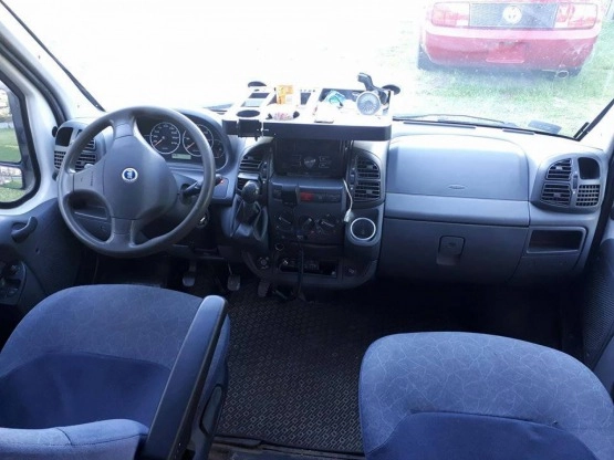                         Fiat Ducato 2004 Specjalny Kempingowy, przystosowany do przewozu motocykli - zdjęcie 16
                        