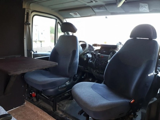                         Fiat Ducato 2004 Specjalny Kempingowy, przystosowany do przewozu motocykli - zdjęcie 2
                        