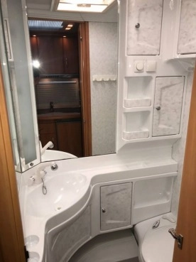                         Polecam Hobby 495 Prestige z MOVEREM, przedsionkiem Isabella Capri Lux z 2006r. - zdjęcie 34
                        